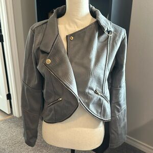 Comfy Gray jacket with a suede like feel